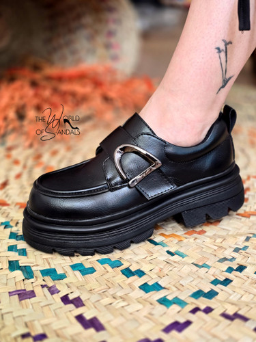 لوفر زنانه مدل چسبی